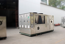恒星再放猛料！±0.5℃冷水機組恒溫出水